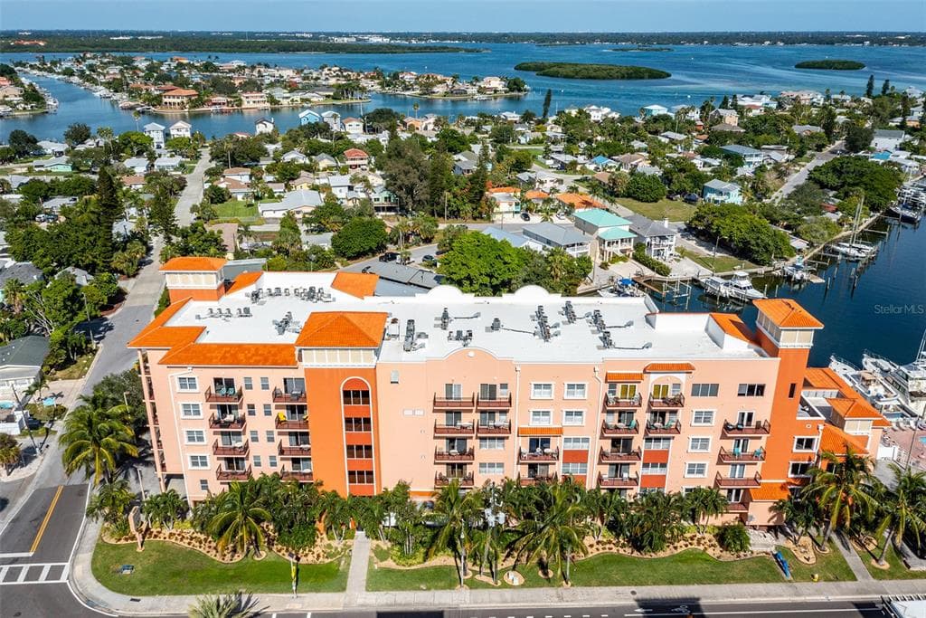 13235 GULF BOULEVARD UNIT 213 MADEIRA BEACH, FL 33708