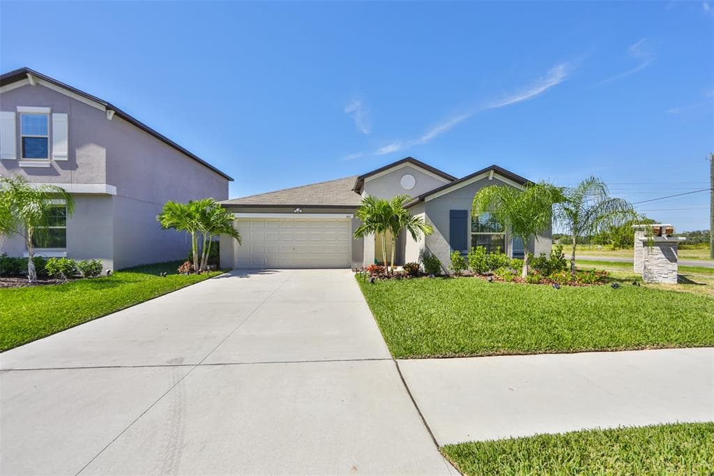 1411 GOLDEN GLOW DR RUSKIN, FL 33570
