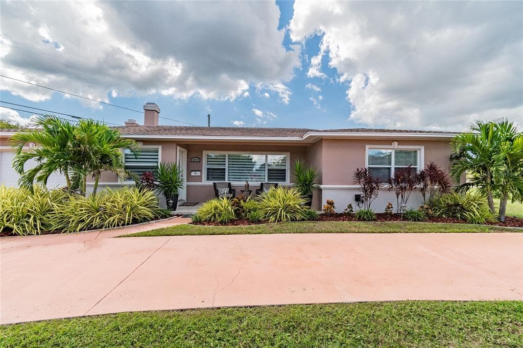 2474 38TH STREET N ST PETERSBURG, FL 33713