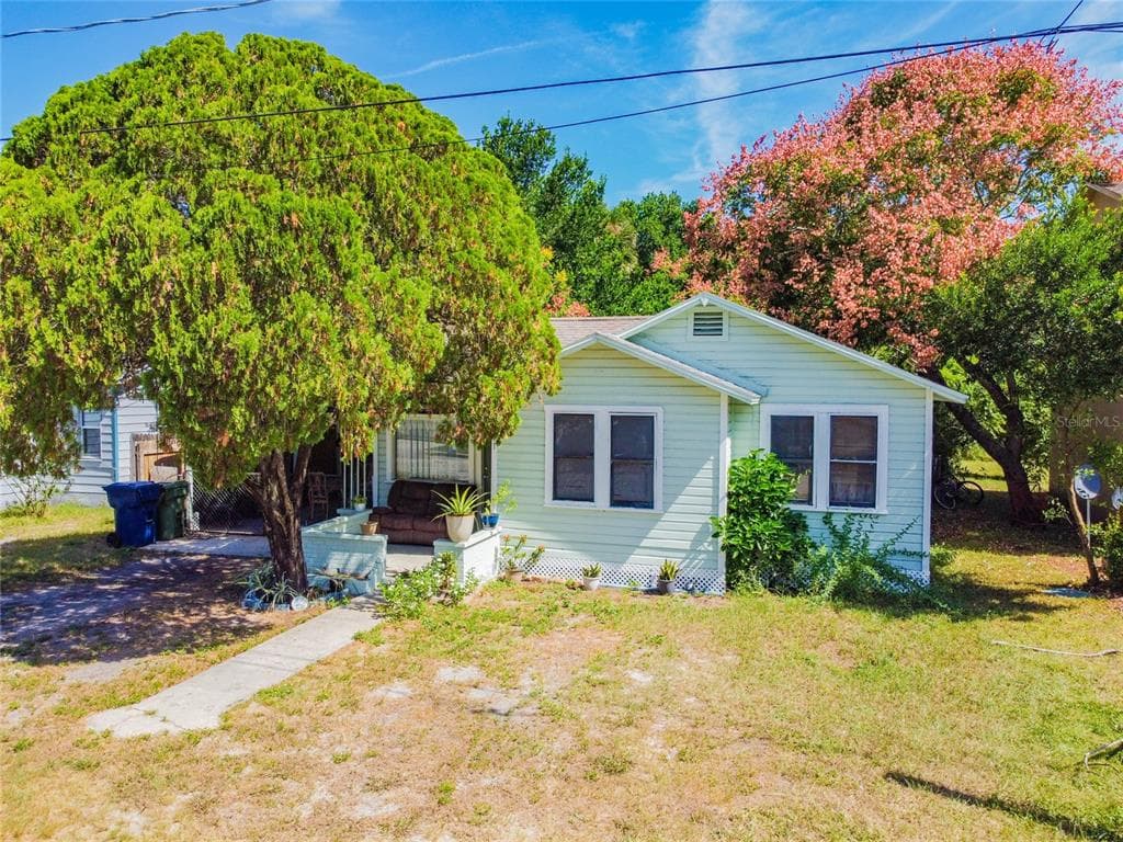 8711 N 13TH STREET TAMPA, FL 33604