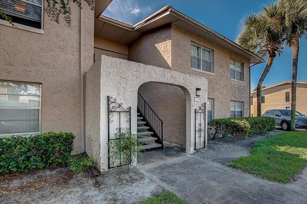 1159 CALLE DEL NORTE UNIT D CASSELBERRY, FL 32707