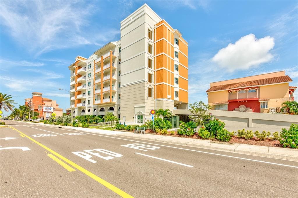 13101 GULF BOULEVARD UNIT 1504 MADEIRA BEACH, FL 33708