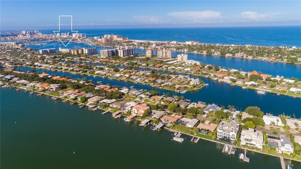 644 ISLAND WAY UNIT 404 CLEARWATER, FL 33767