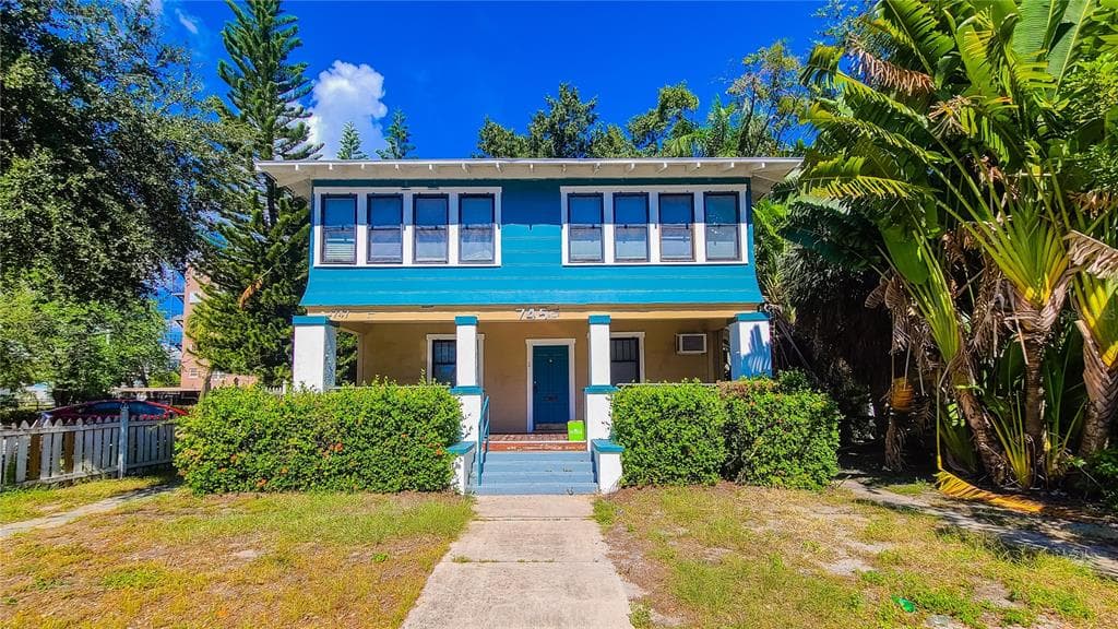 745 & 747 2ND AVENUE N