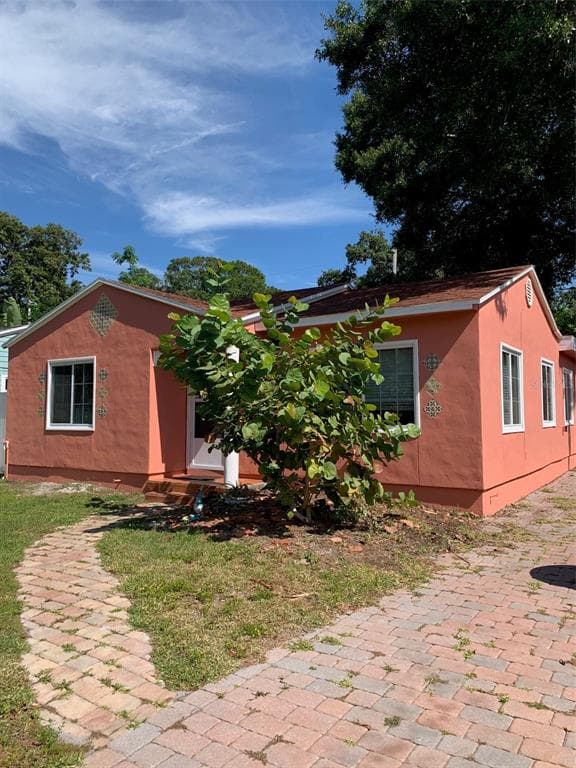2642 MIRIAM STREET S GULFPORT, FL 33707
