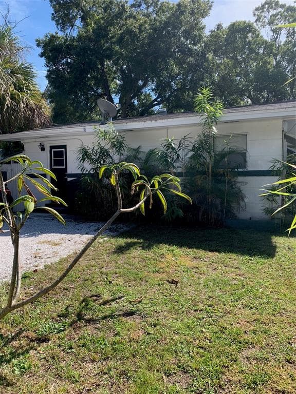 5121 PINE GROVE TERRACE S GULFPORT, FL 33707
