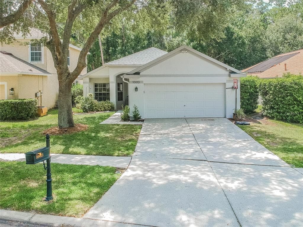 10013 BRIDGETON DRIVE TAMPA, FL 33626
