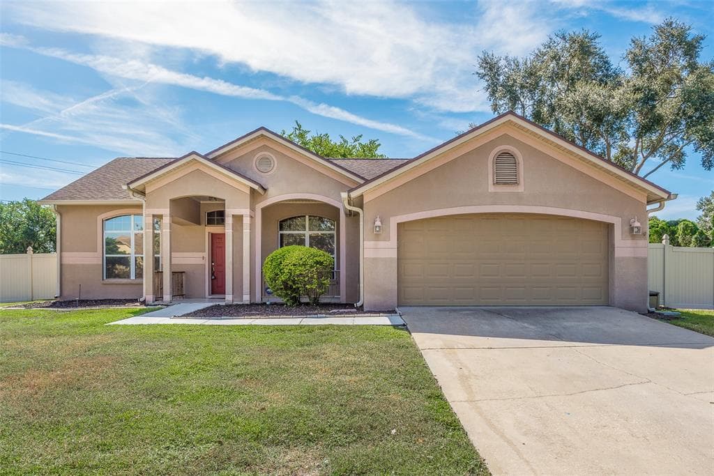 916 COOPER RIDGE PLACE VALRICO, FL 33594