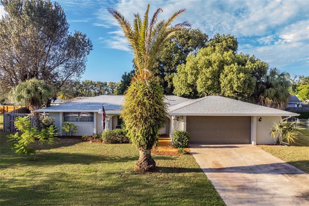 7639 SUMMERTREE LANE NEW PORT RICHEY, FL 34653