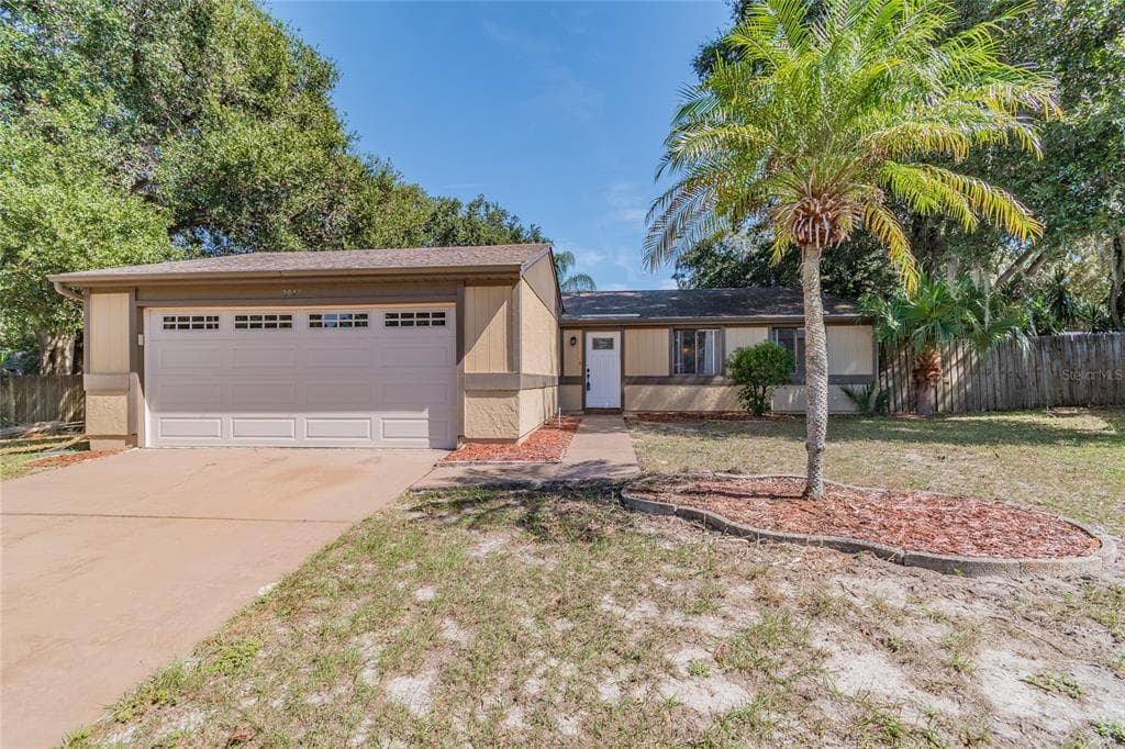 2943 HANNA COURT PALM HARBOR, FL 34684