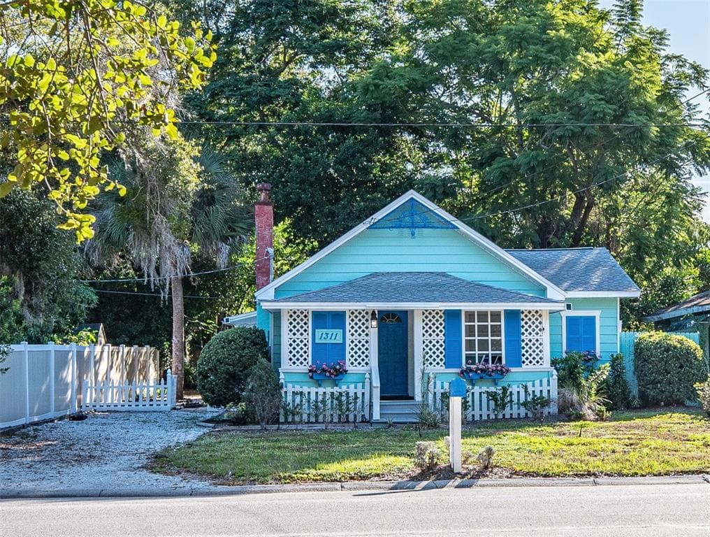 1311 TIOGA AVENUE CLEARWATER, FL 33756