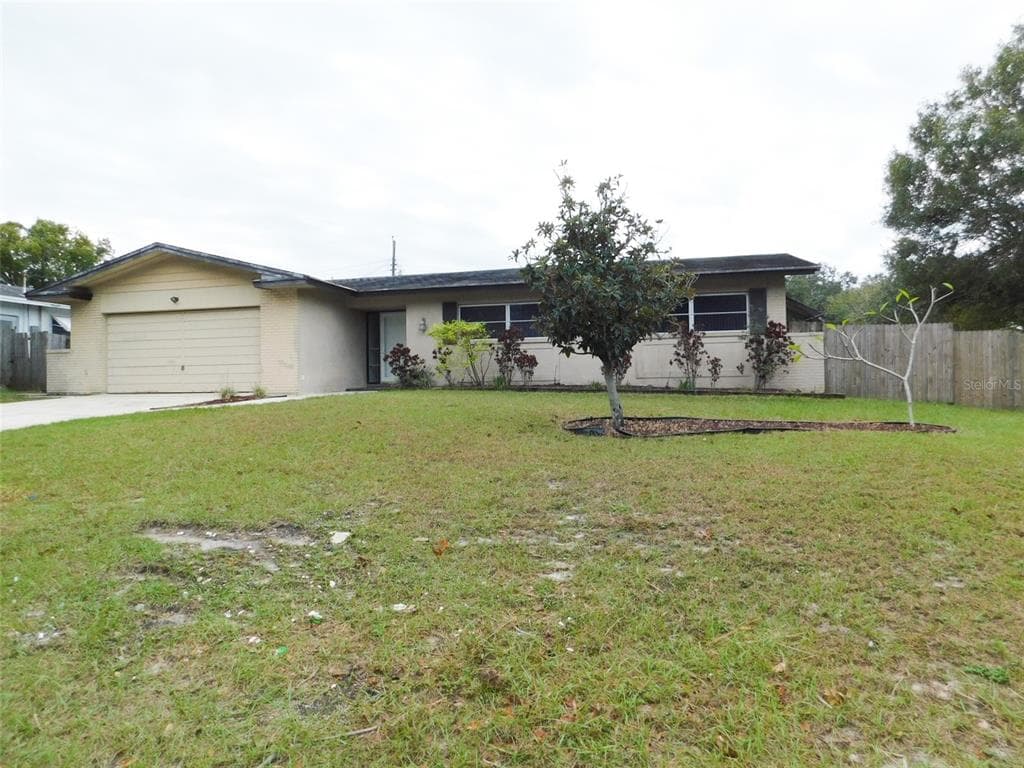 1637 SOUVENIR DRIVE CLEARWATER, FL 33755