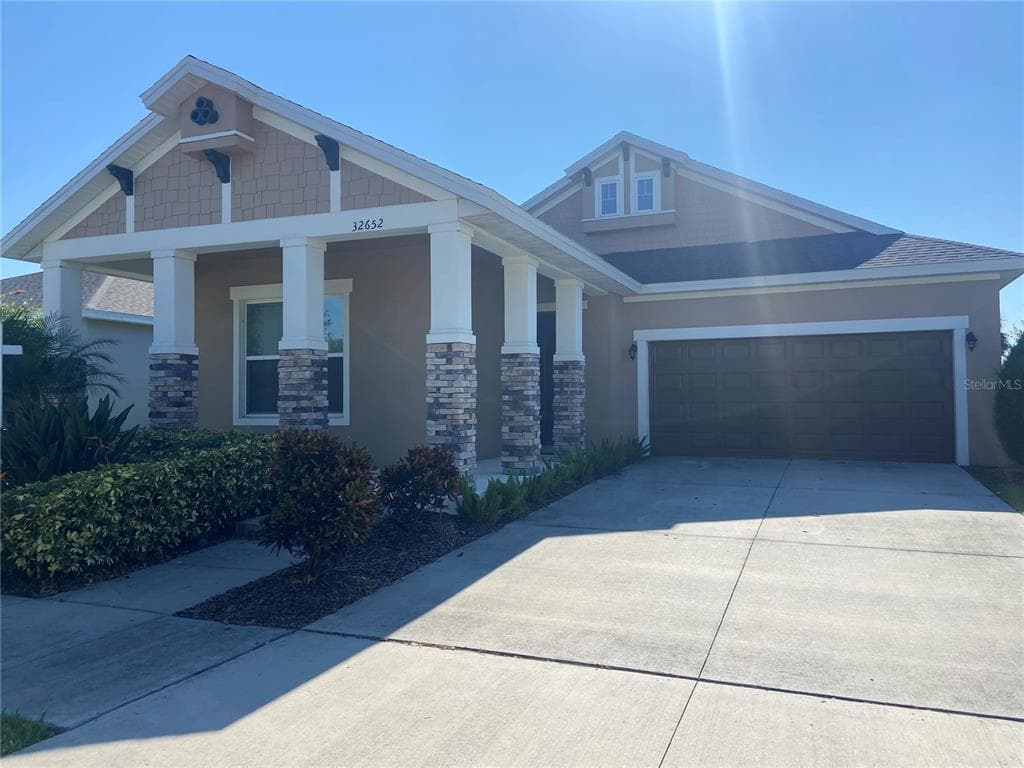 32652 COLDWATER CREEK LOOP WESLEY CHAPEL, FL 33545