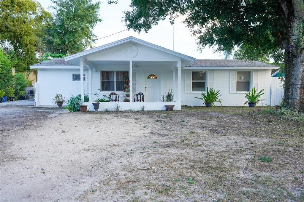5621 TERRA CEIA DRIVE TAMPA, FL 33619