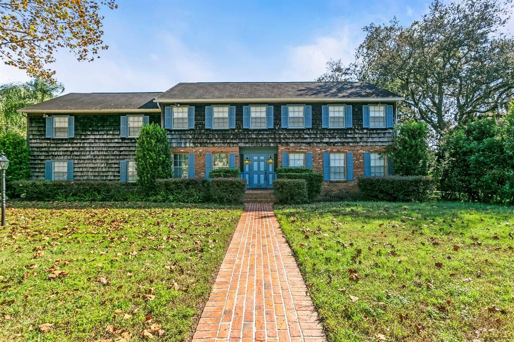 5124 ROLLING HILL COURT TEMPLE TERRACE, FL 33617