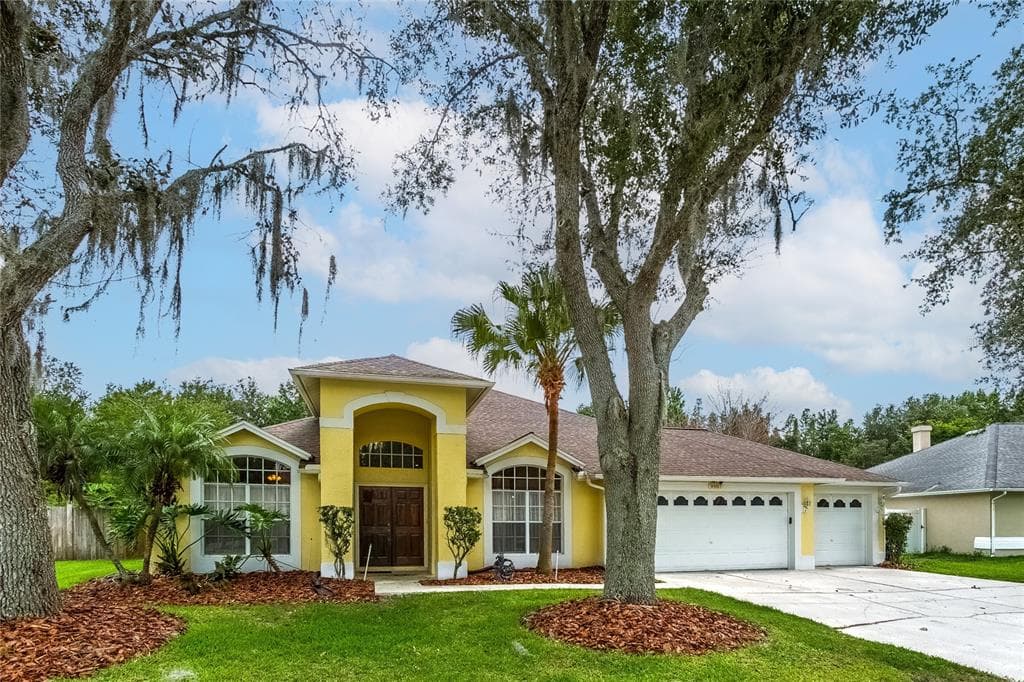 9907 CYPRESS SHADOW AVENUE TAMPA, FL 33647