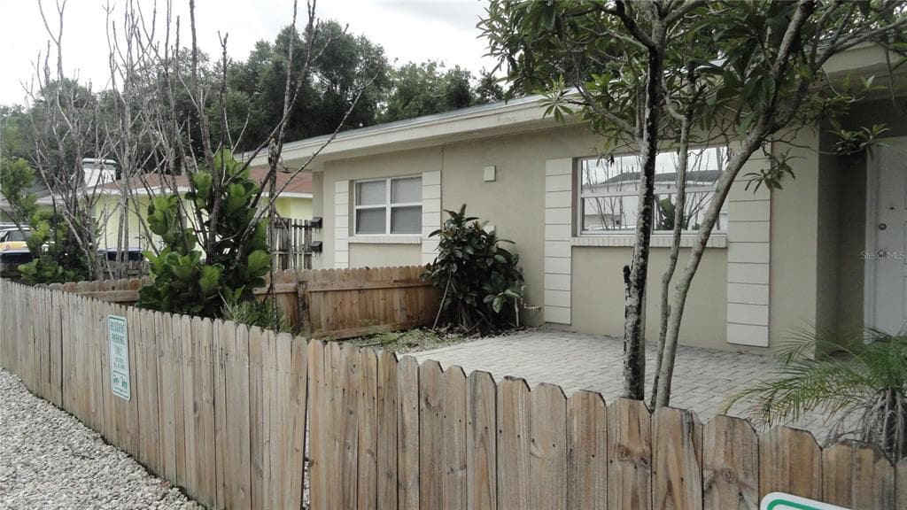 2612 N CLEVELAND STREET UNIT A TAMPA, FL 33609