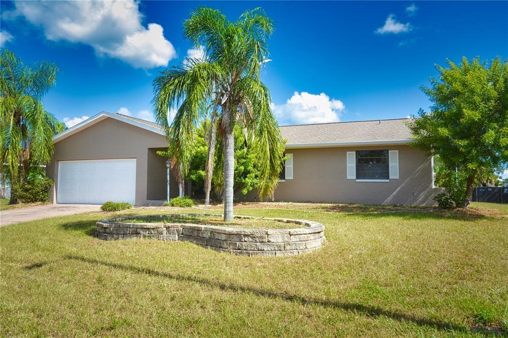 721 EAGLE LANE APOLLO BEACH, FL 33572