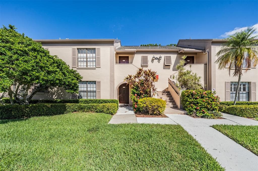2497 HERON TERRACE UNIT C203 CLEARWATER, FL 33762
