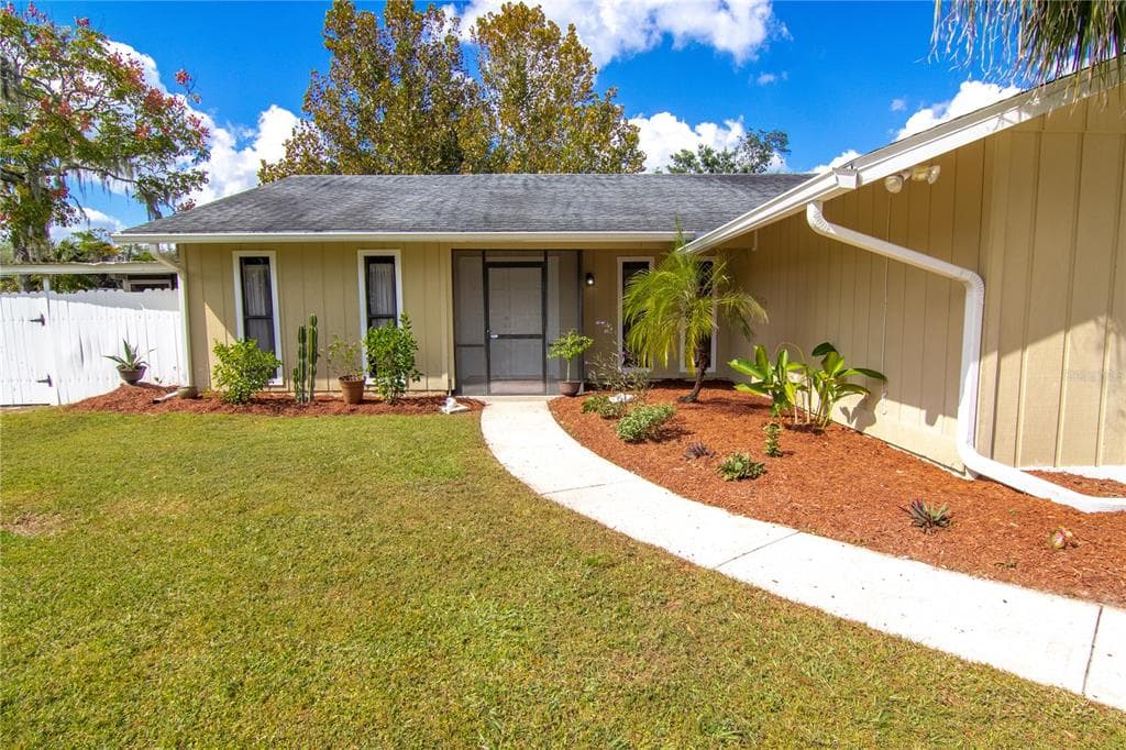 5060 STARLING DRIVE MULBERRY, FL 33860
