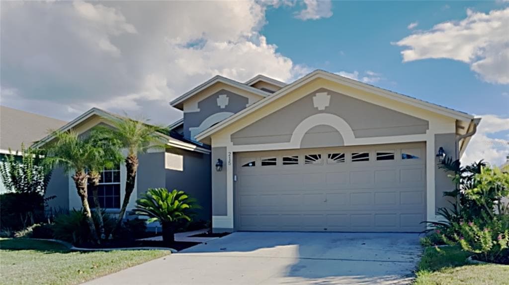 215 FERN GULLEY DRIVE SEFFNER, FL 33584