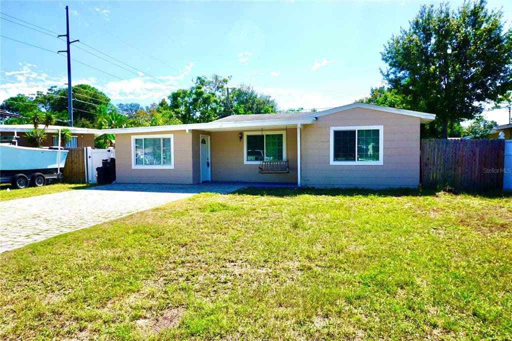 5214 46TH AVENUE N ST PETERSBURG, FL 33709