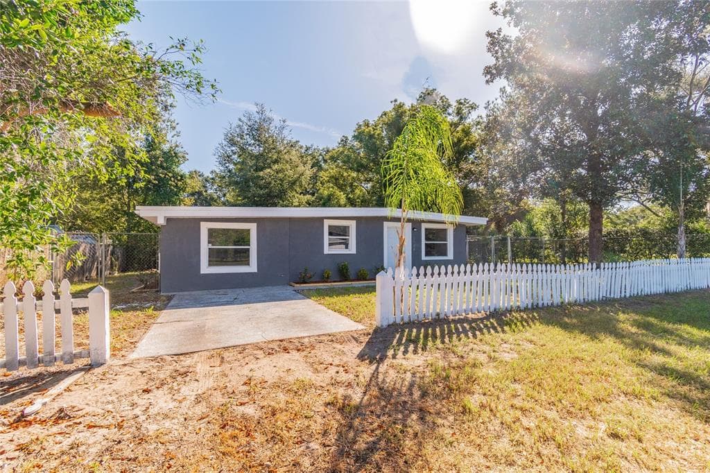 5938 16TH STREET ZEPHYRHILLS, FL 33542