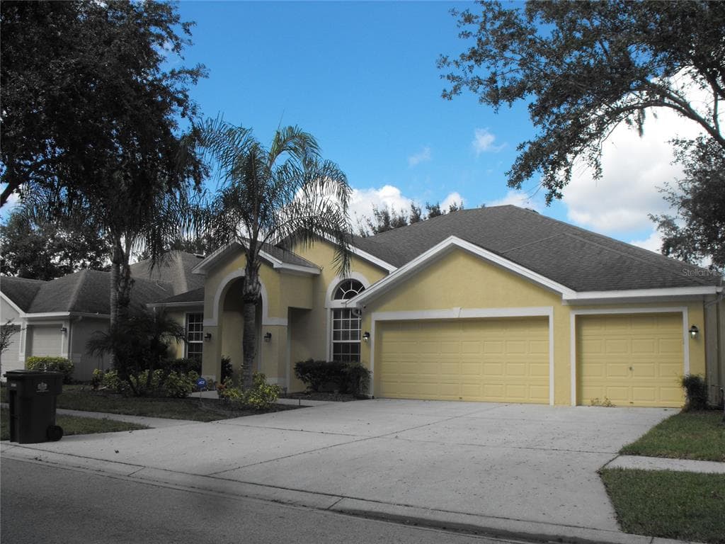 8511 NORTHTON GROVES BOULEVARD