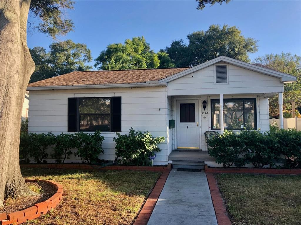 4442 DARTMOUTH AVENUE N ST PETERSBURG, FL 33713