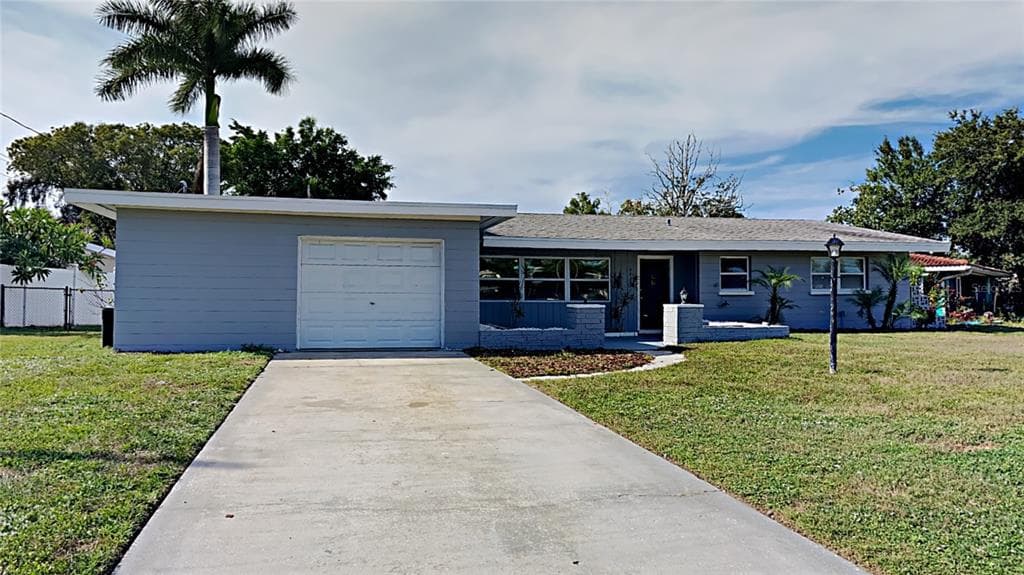 4425 BROOKSDALE DRIVE SARASOTA, FL 34232