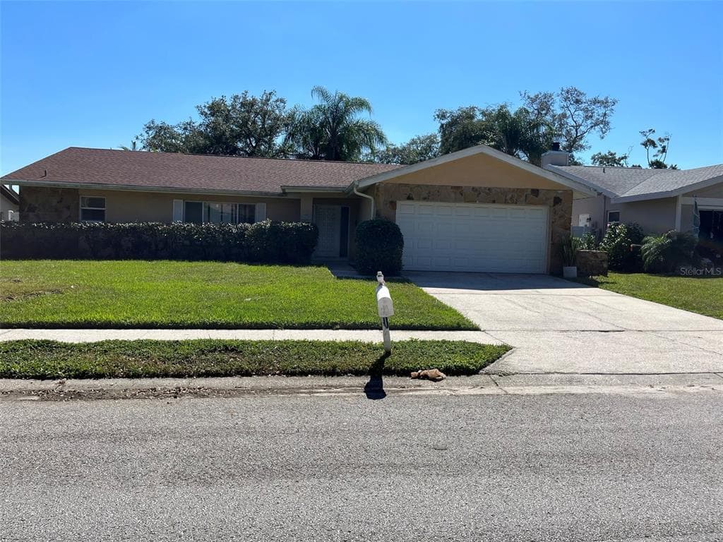 3129 HILLSIDE LANE SAFETY HARBOR, FL 34695