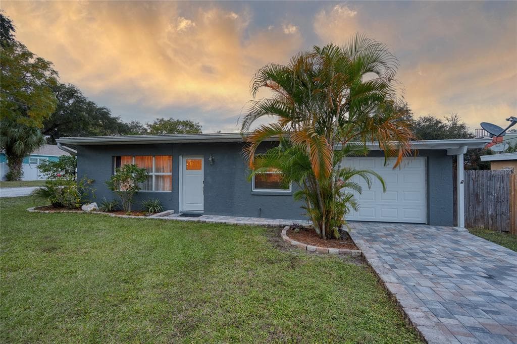 540 BAY STREET DUNEDIN, FL 34698