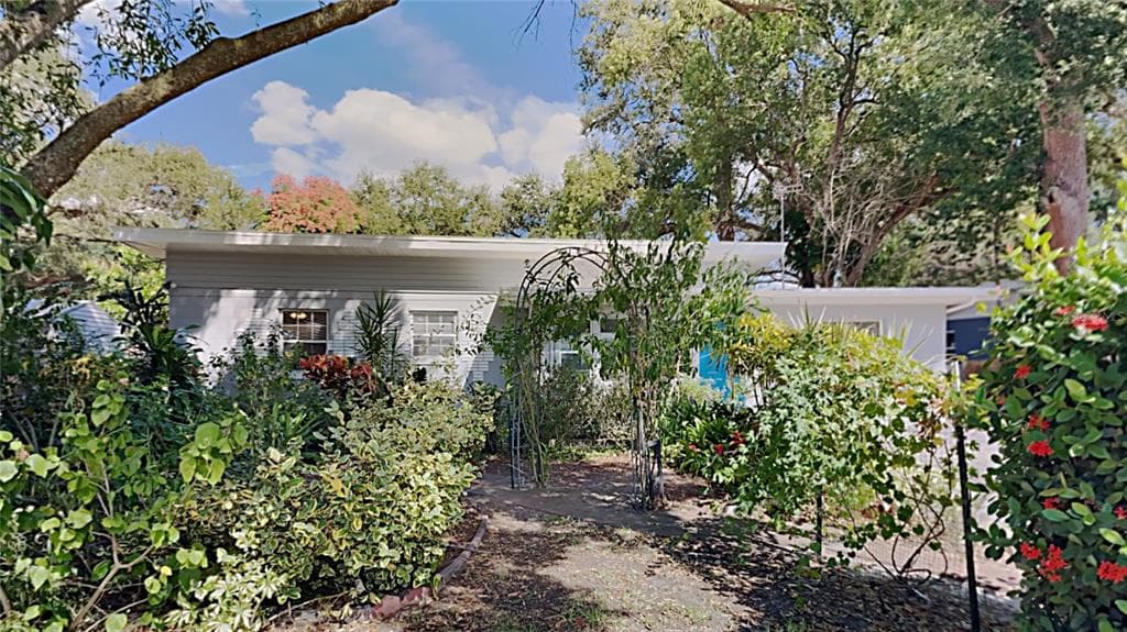 3117 WALNUT STREET WINTER HAVEN, FL 33881