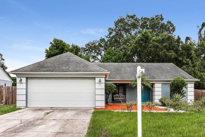 917 SUNRIDGE POINT DRIVE SEFFNER, FL 33584
