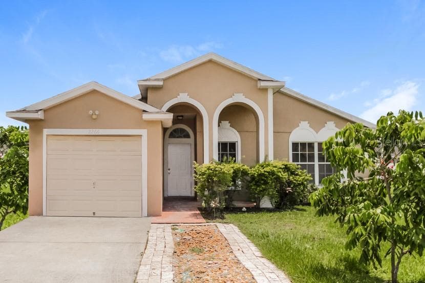 2266 HANNAH LANE ORLANDO, FL 32826