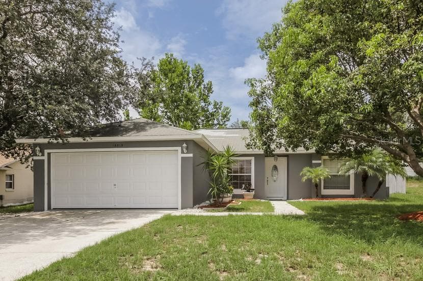 13315 CASPIAN LANE CLERMONT, FL 34711