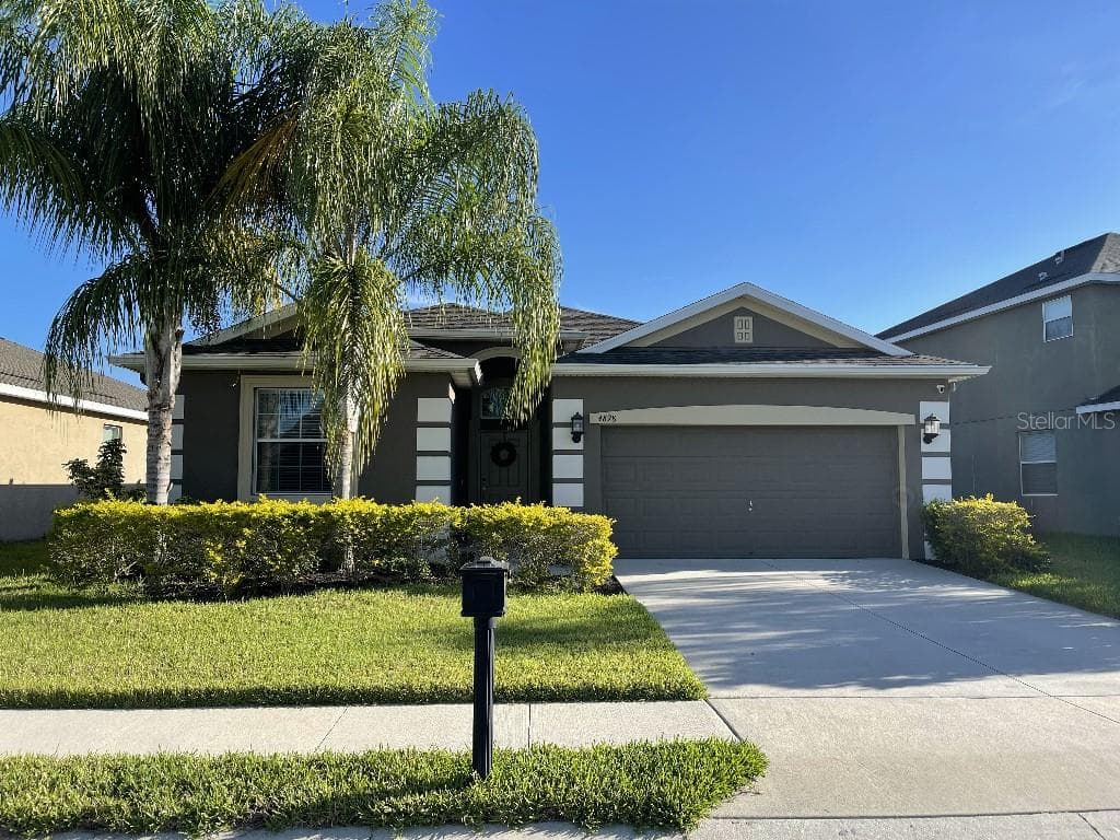 4898 CORTLAND DRIVE DAVENPORT, FL 33837