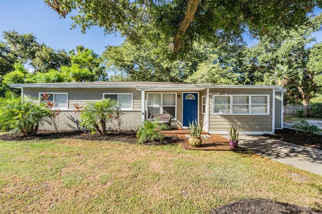 1373 MARY L ROAD CLEARWATER, FL 33755