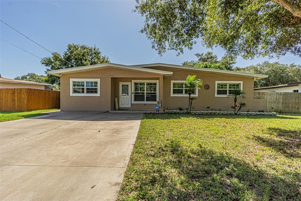 2916 W ELROD AVENUE TAMPA, FL 33611