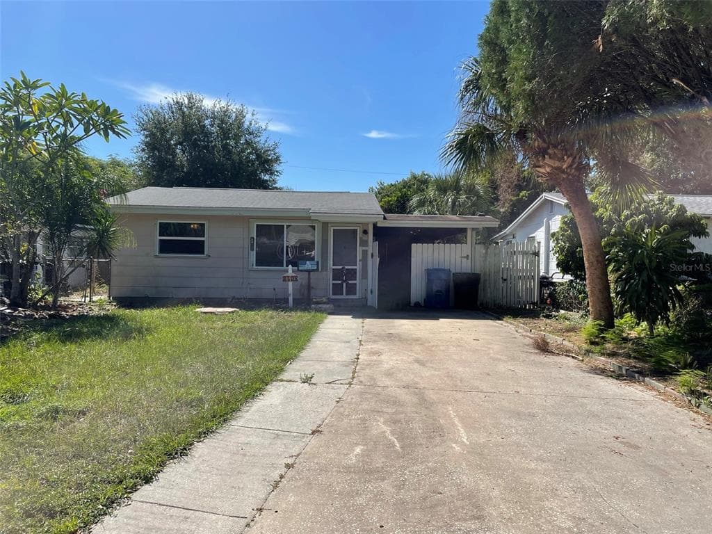 2728 28TH AVENUE N ST PETERSBURG, FL 33713