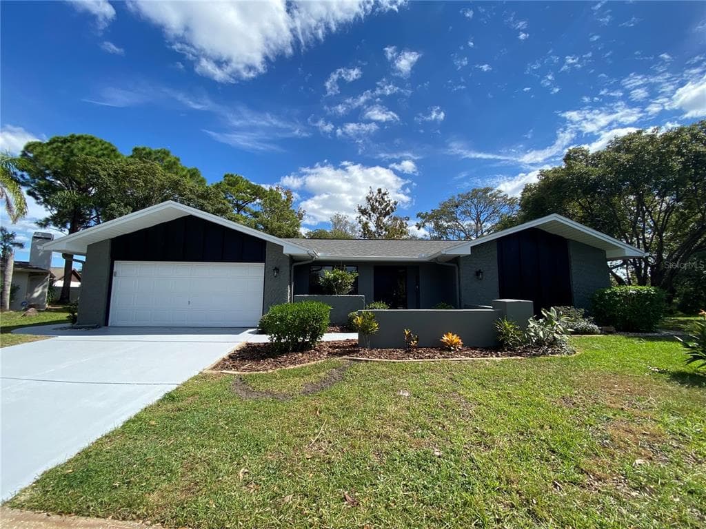 8030 LAUREL VISTA LOOP PORT RICHEY, FL 34668