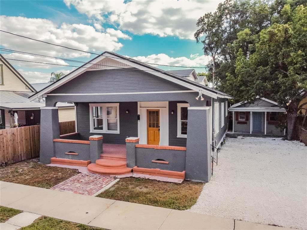 1021 E 15TH AVENUE TAMPA, FL 33605