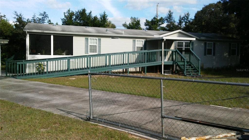 4105 SILVERCREST LANE BRANDON, FL 33511