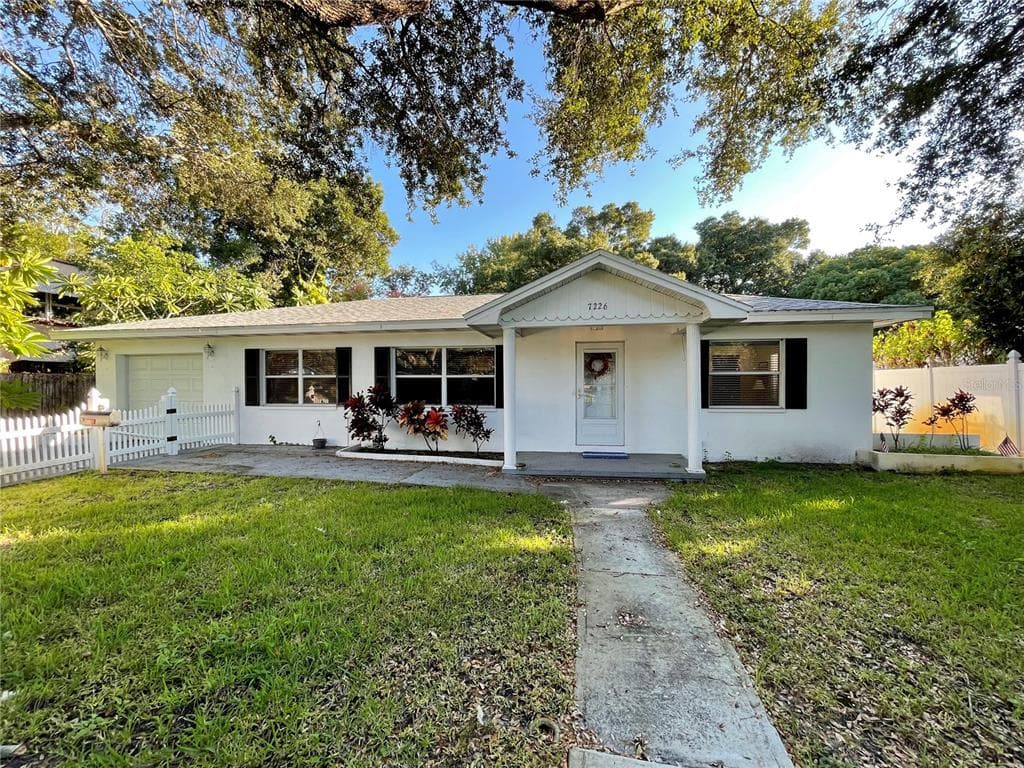 7226 5TH AVENUE N ST PETERSBURG, FL 33710