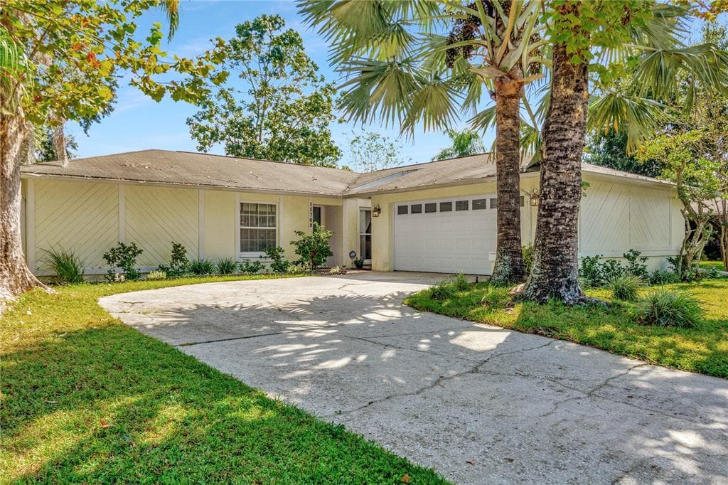 15709 SQUIRREL TREE PLACE TAMPA, FL 33624