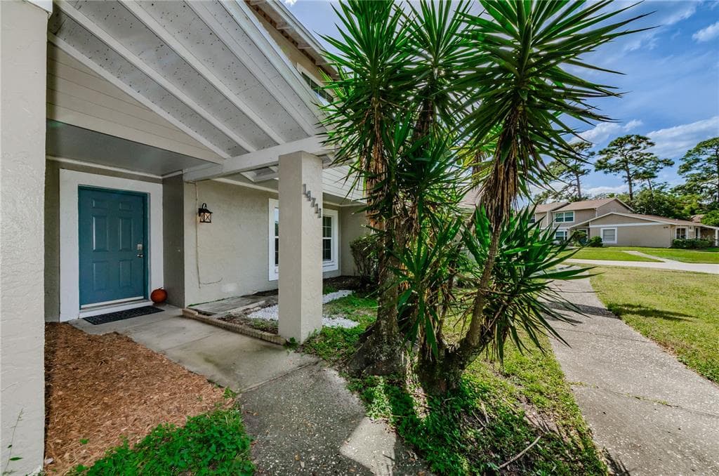 14711 PINE GLEN CIRCLE LUTZ, FL 33559