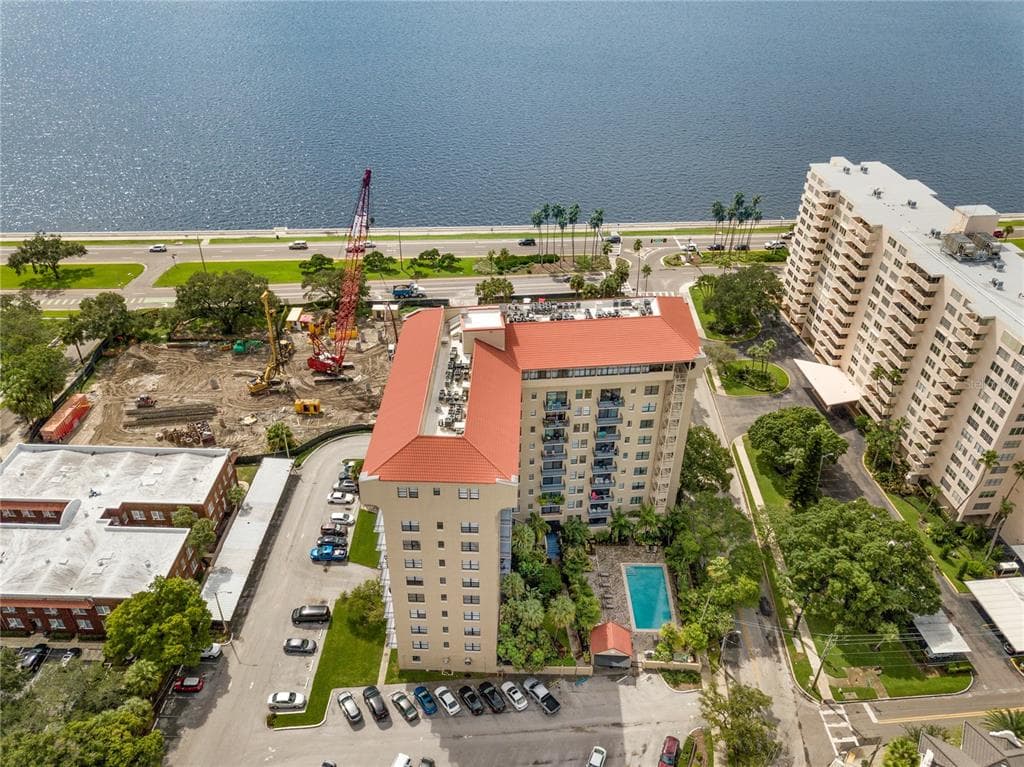 2109 BAYSHORE BOULEVARD UNIT 405 TAMPA, FL 33606