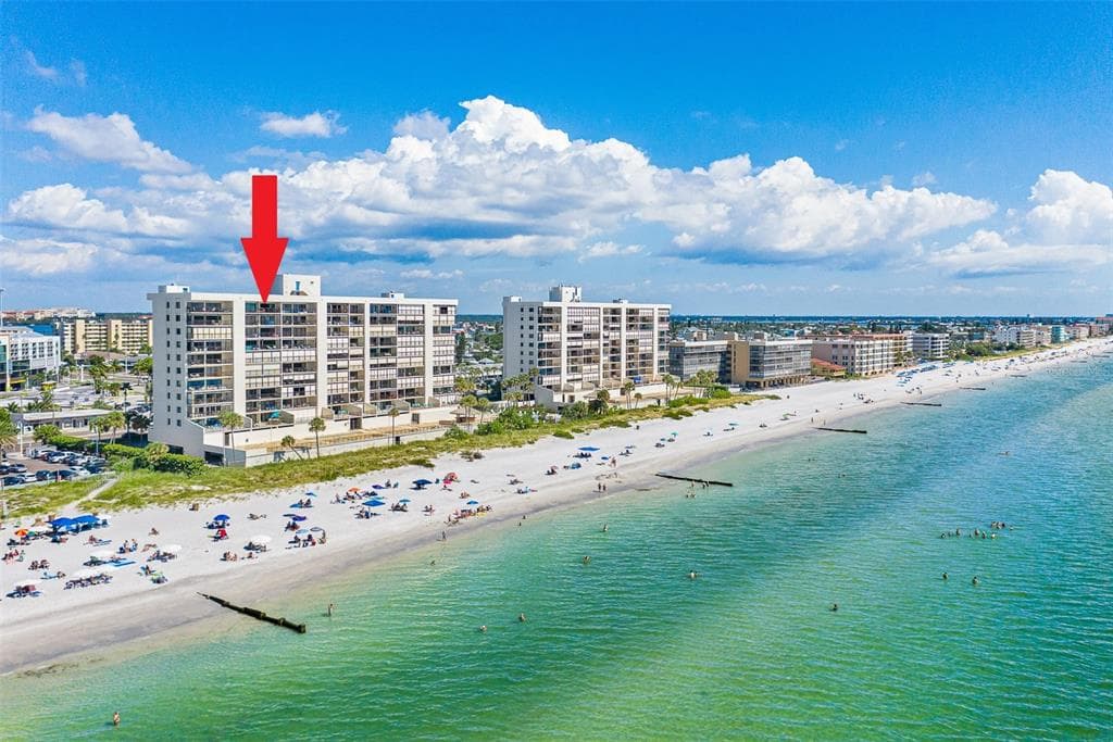 15000 GULF BOULEVARD UNIT 1207 MADEIRA BEACH, FL 33708