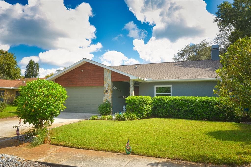 9201 92ND WAY LARGO, FL 33777