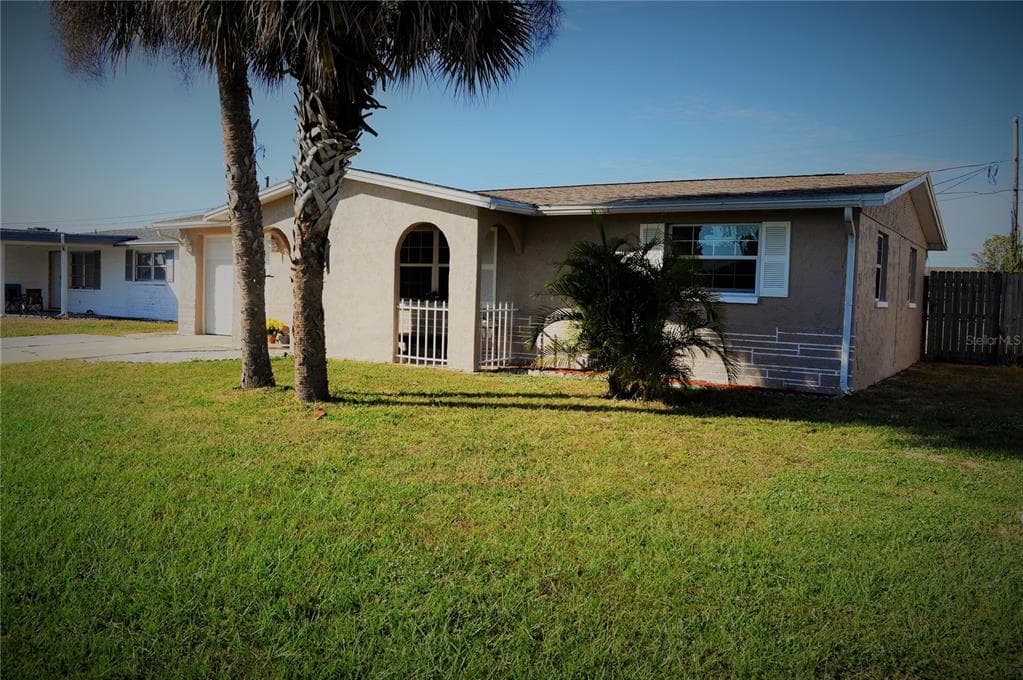 3819 CEDARWOOD DRIVE HOLIDAY, FL 34691